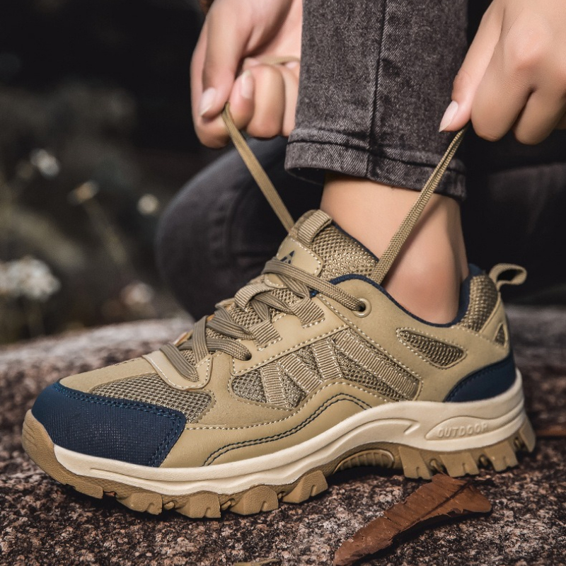 Outdoor Adventure Hiking Shoes - Outdoor Adventure Wear 评论和价格