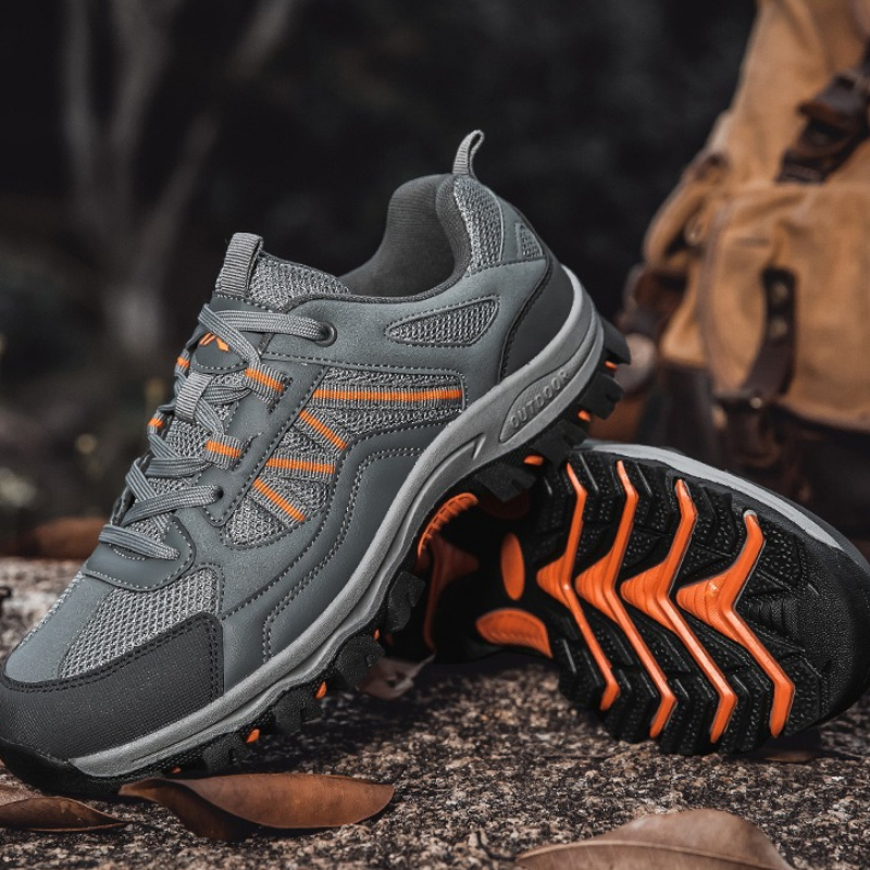 Outdoor Adventure Hiking Shoes - Outdoor Adventure Wear 评论和价格
