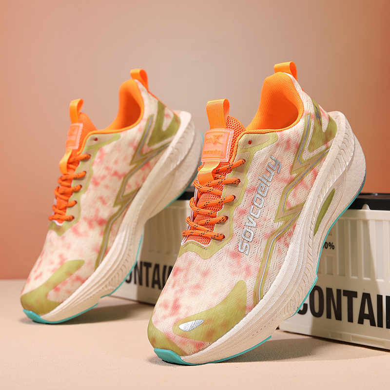 Suburb Hill Trip Sneakers, Sta - Outdoor Adventure Wear 评论和价格